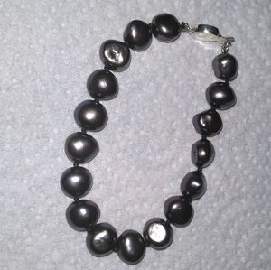 Beautiful mermaid color fresh water Pearl bracelet